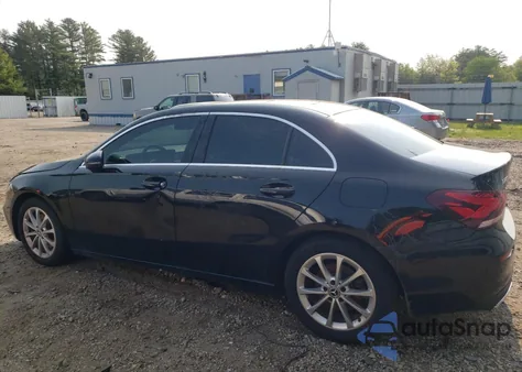 2019 Mercedes-Benz A 220 z USA, uszkodzony, nr VIN WDD3G4EB4KW018470